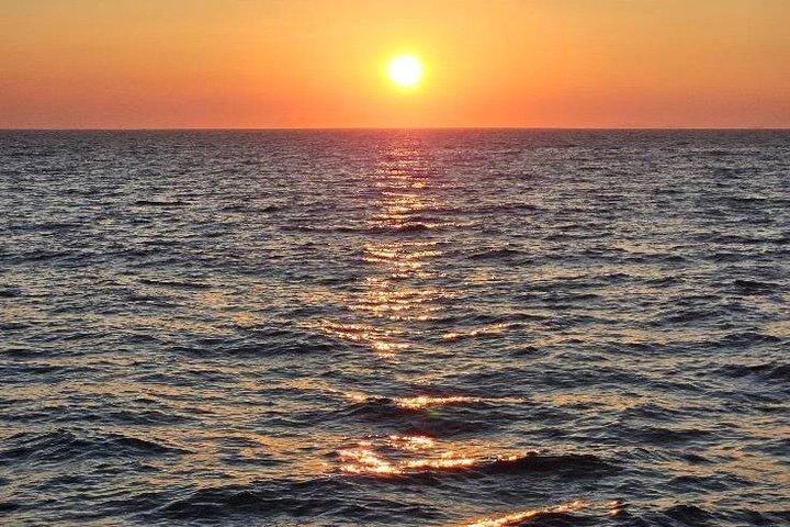 Croisière au coucher du soleil : Baies de Paroikia et Antiparos