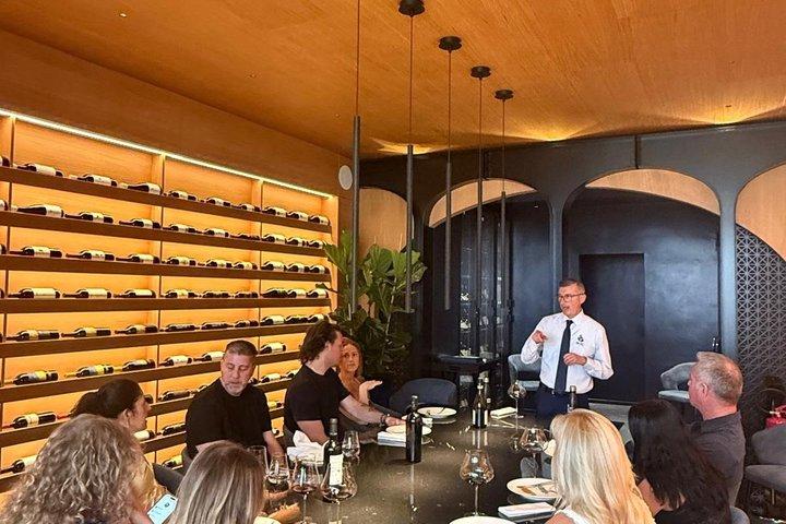 Pequeno Grupo Positano Degustação de Vinhos com Ar Condicionado