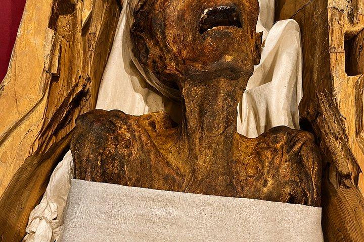 ギザのピラミッド、大エジプト博物館＆カーン・エル・ハリーリ市場