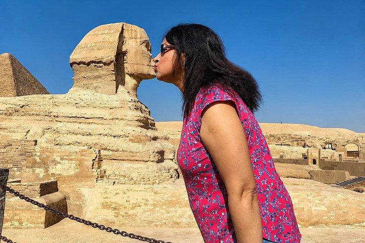 古代エジプトの旅：ギザ、サッカラ＆ダシュルプライベート体験