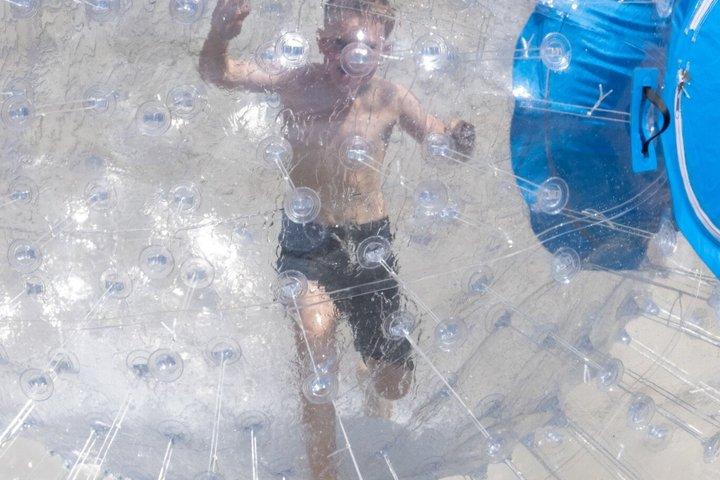 Avventura combinata Aquaball e Zipline a Maui