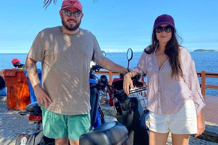 Private Scooter Tour: Leblon, Ipanema, Arpoador & Copacabana