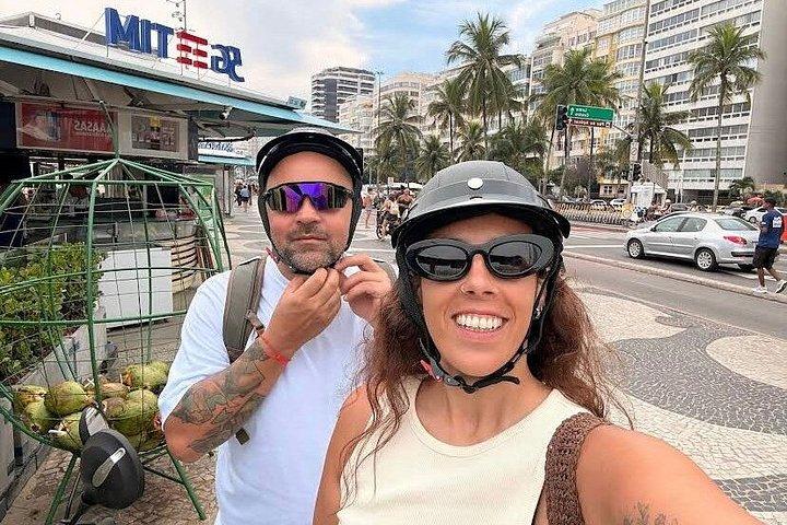 Private Scooter Tour: Leblon, Ipanema, Arpoador & Copacabana