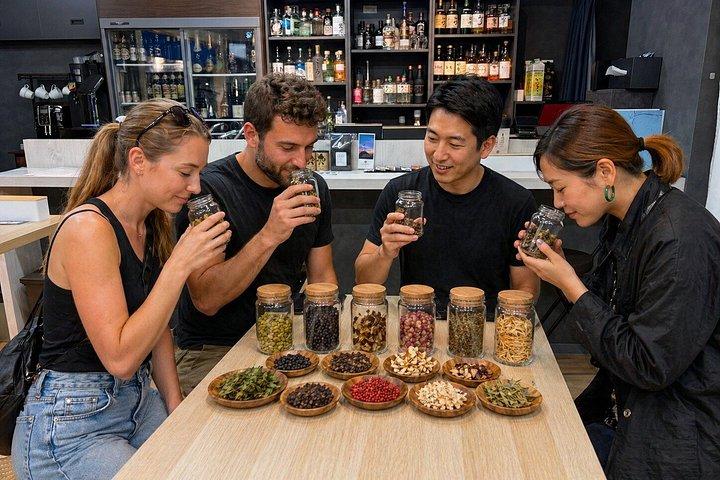 くるり寿司とGINieカフェ：手巻き寿司体験