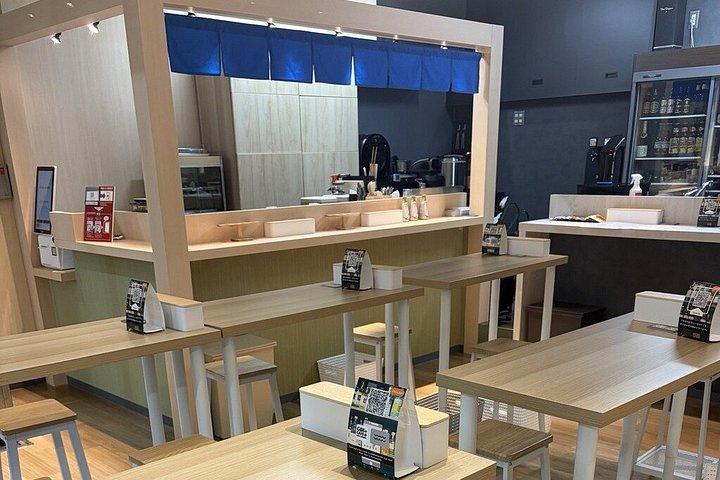 くるり寿司とGINieカフェ：手巻き寿司体験