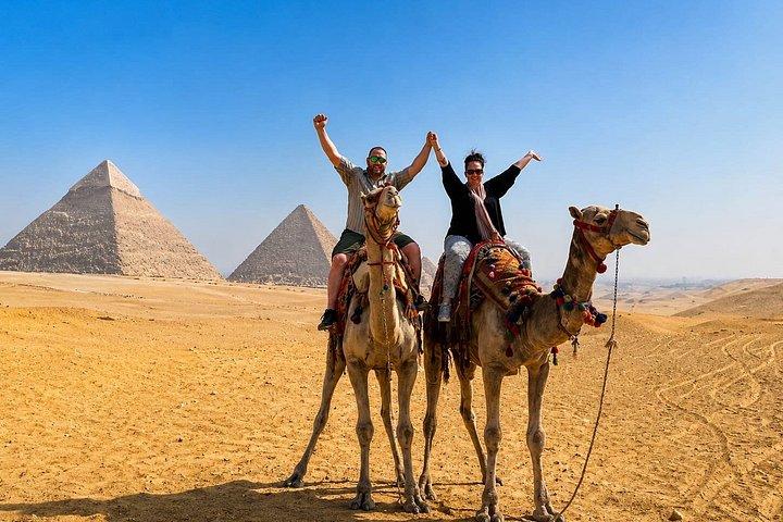 Customizable Tour: Giza Pyramids, Sphinx, Saqqara , Dahshur