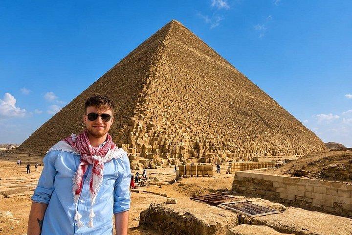 Customizable Tour: Giza Pyramids, Sphinx, Saqqara , Dahshur