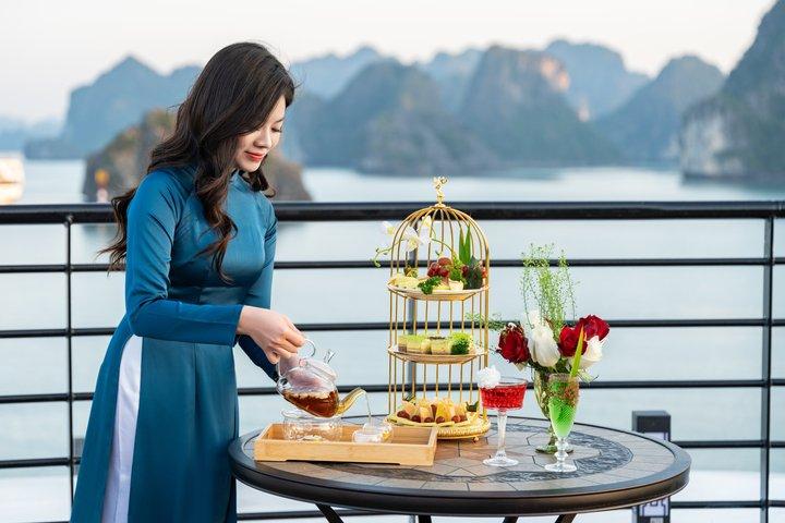Luxury Diana Cruise Halong and Lan Ha Bay 2D1N from Hanoi