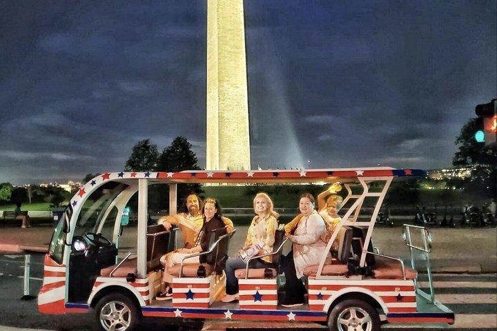 Washington DC Monumente bei Nacht Geführte E-Trolley-Tour mit Stopps