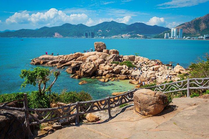 カウダ港からニャチャン海岸小旅行