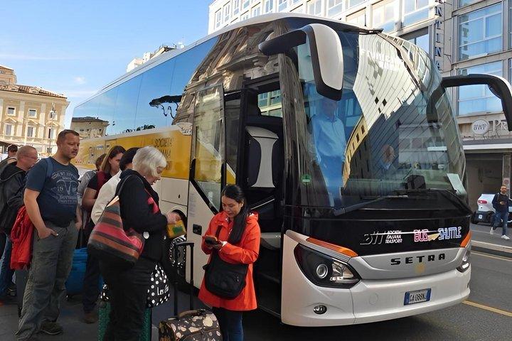 Fiumicino Airport FCO Bus naar Rome Vaticaan en Termini Haltes