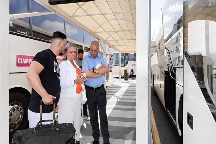 Fiumicino Airport FCO Bus naar Rome Vaticaan en Termini Haltes