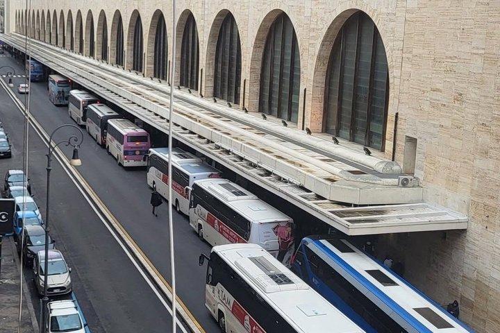 Fiumicino Airport FCO Bus naar Rome Vaticaan en Termini Haltes