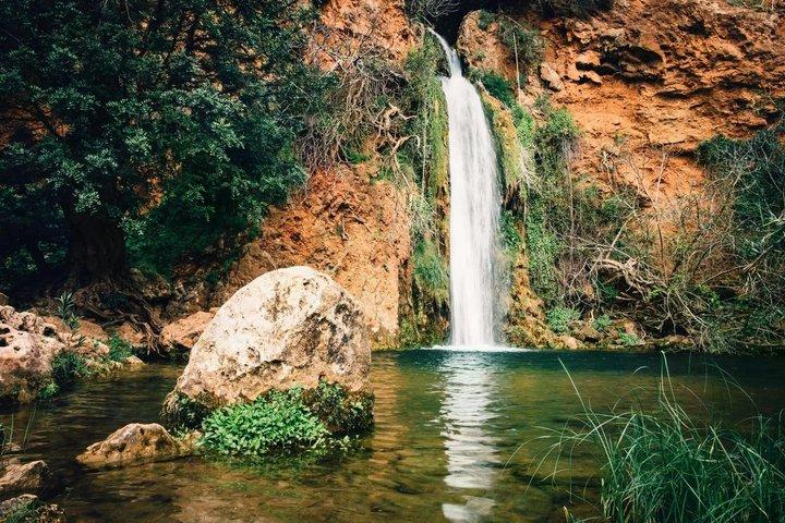 Traditions and flavors of the Algarve : Loulé, Alte and the Fall of the Vicar