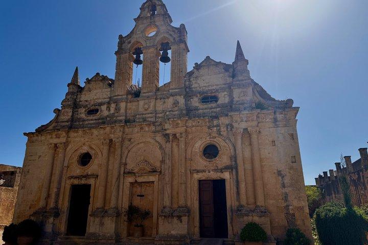 Chania til Heraklion : 8 - time tilpasset transfer & sightseeing tur