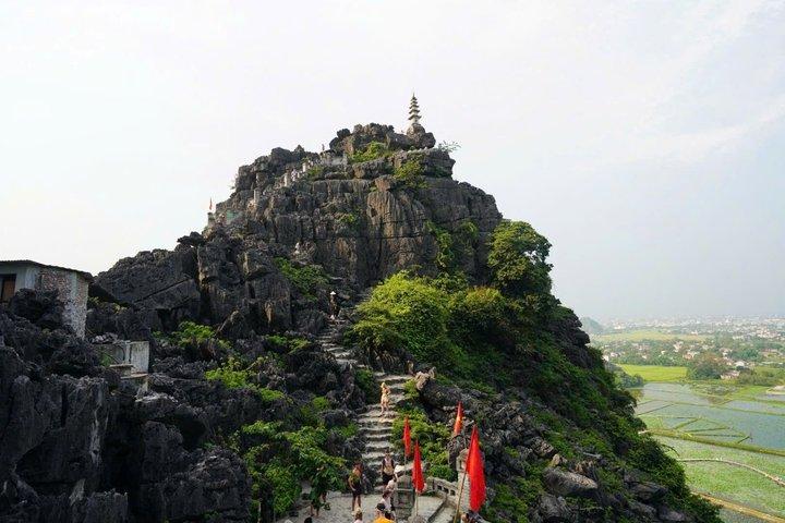 Highlights Ninh Binh Tagestour mit Mittagessen und fantastischer Aussicht