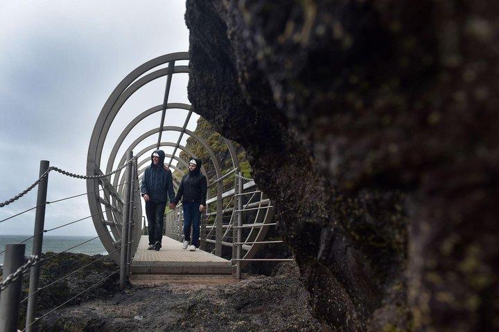 Die Gobbins Halbtagestour im Luxus-Minivan ab Belfast