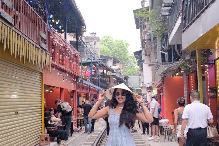 Hanoi Ao Dai Fotografera Rökelse Village och Train Street