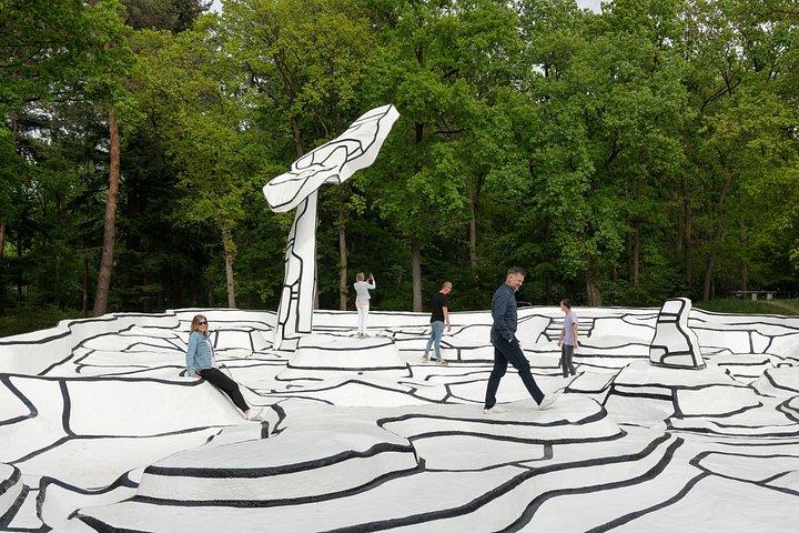 Visite privée de Kröller-Müller : Musée, parc de sculptures, pavillon de chasse