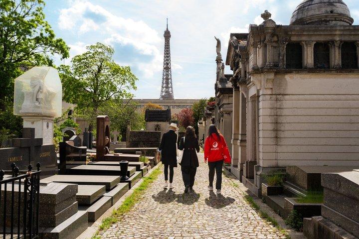 Paris Hidden Gems Walking Tour : Blick auf Passy & Eiffelturm