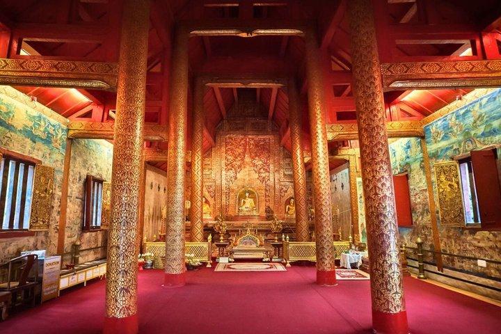 チェンマイ旧市街寺院と遺跡ウォーキングツアー