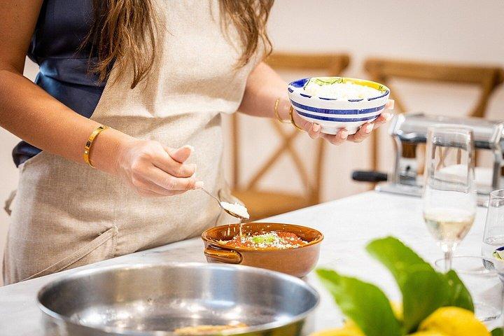 海の見えるソレントで料理教室リモンチェロ作り