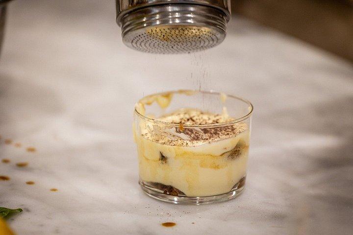 海の見えるソレントで料理教室リモンチェロ作り