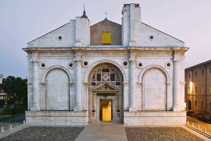 Esplora Rimini Il tuo tour autoguidato
