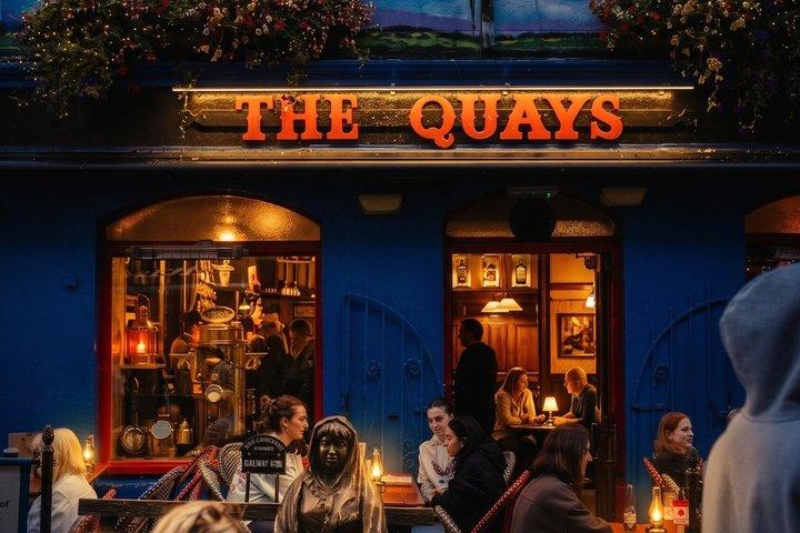 ナイトプレミアムゴールウェイアイリッシュクラフトビールの試飲とライブミュージック