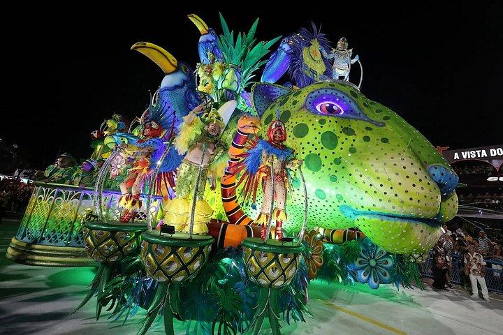 リオのサプカイVIPボックスでカーニバルパレード2027
