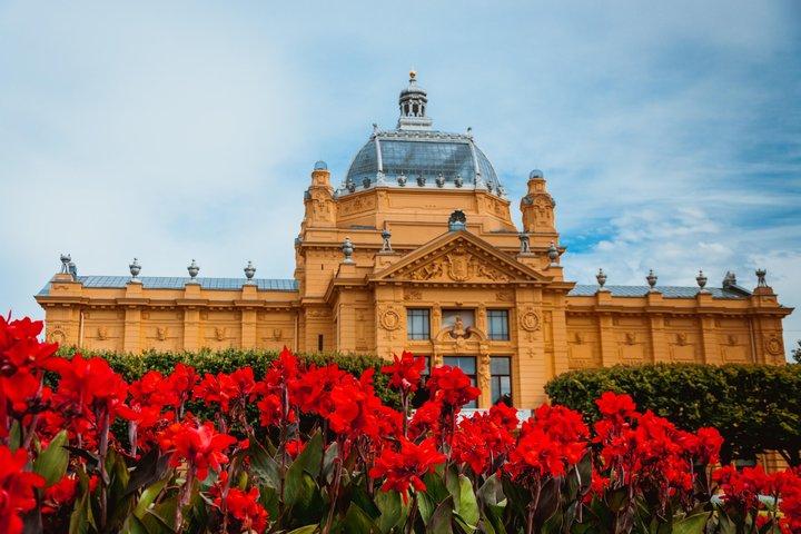ZAGREB TOUR : geschiedenis, erfgoed en hemelse likeuren