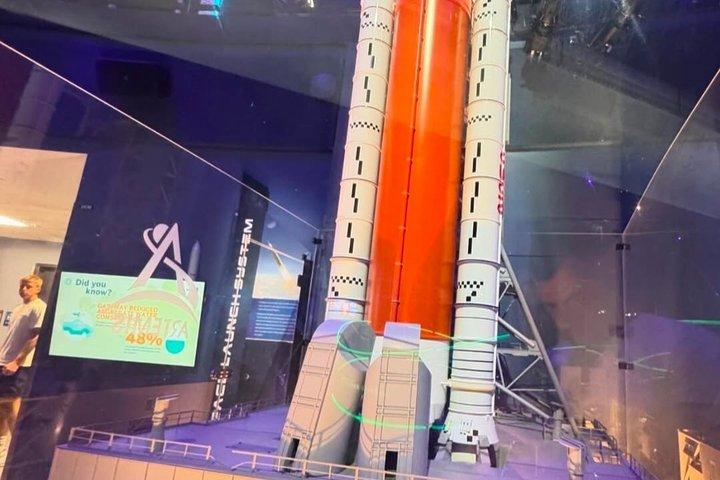 オーランドからの送迎付きケネディ宇宙センター見学