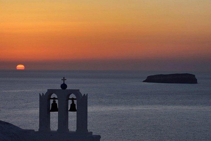 The Ultimate Santorini Experience: 5-Hour Customizable VIP Tour