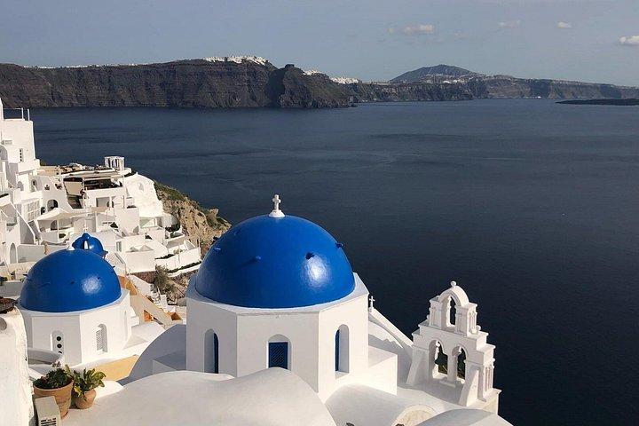 The Ultimate Santorini Experience: 5-Hour Customizable VIP Tour