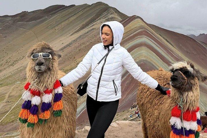 Full Day Rainbow Mountain Excursion with Buffet Lunch