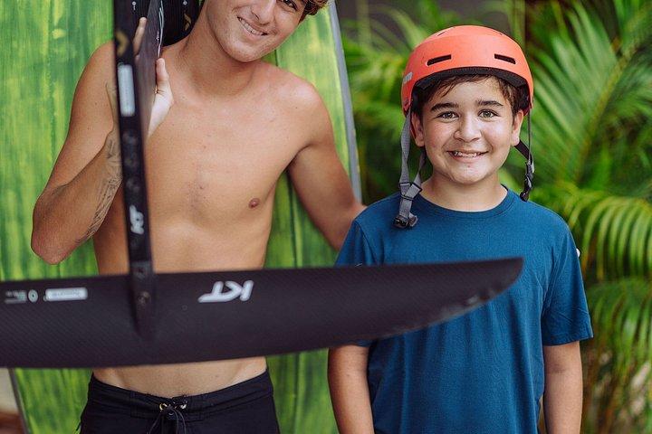 Surf Foil Class in Tamarindo. Fly over the water