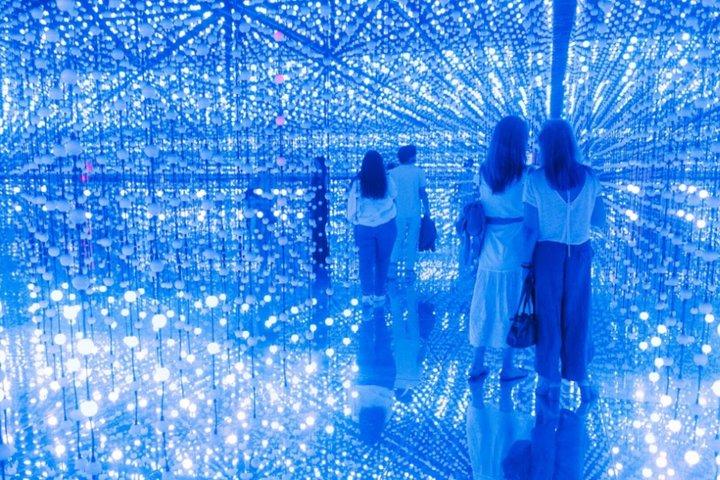 Los Angeles Bubble Planet meeslepende interactieve ervaring