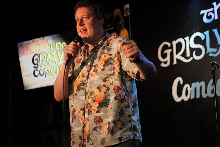 NYC Comedy Walking Tour + Live Stand‑Up Show (Drinks Included)