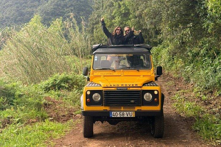 Funchal 4x4 Porto Moniz, Cabo Girão, Seixal vandfald og Poncha