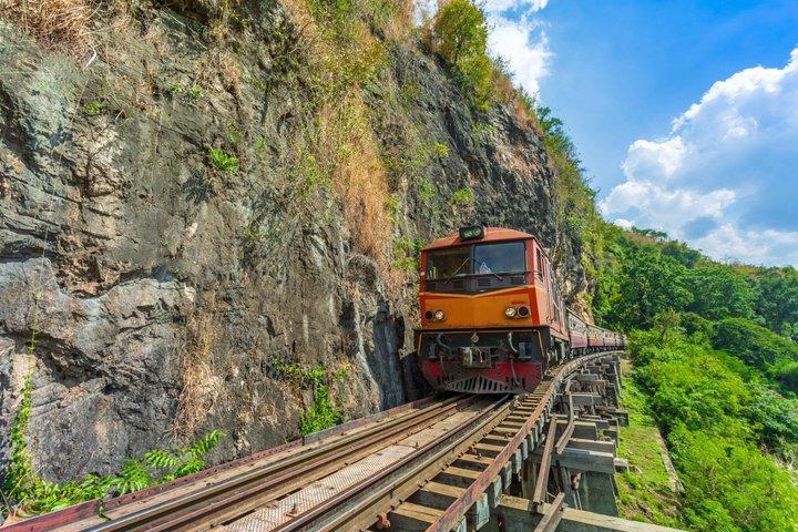 Kanchanaburi Skywalk och River Kwai Bridge Heldagstur