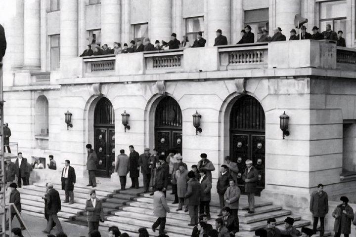 ニコラエ・チャウシェスクの処刑、共産主義の終焉
