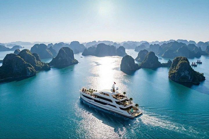 ハノイ発究極のキャサリンラグジュアリーハロン湾日帰りクルーズ