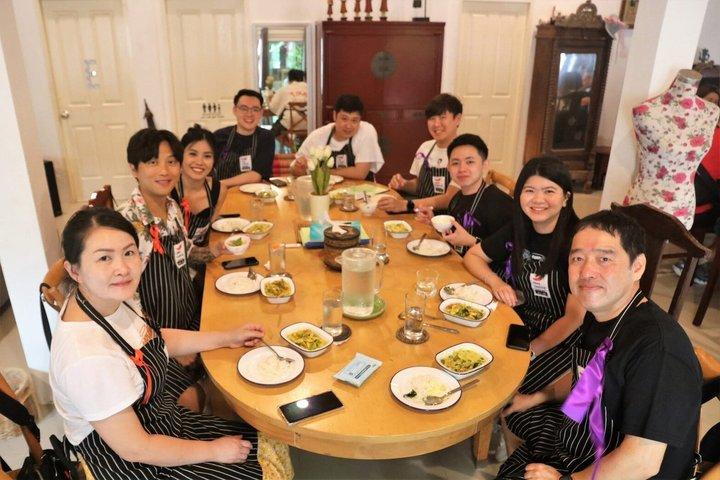 ホアヒンタイ料理教室(マーケットツアー&送迎付き)