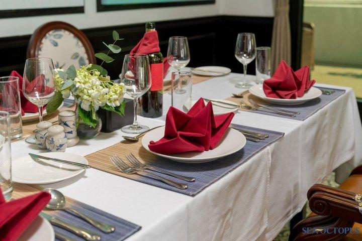 Zee Octopus Cruise 7 uur Halong Bay Experience vanuit Hanoi