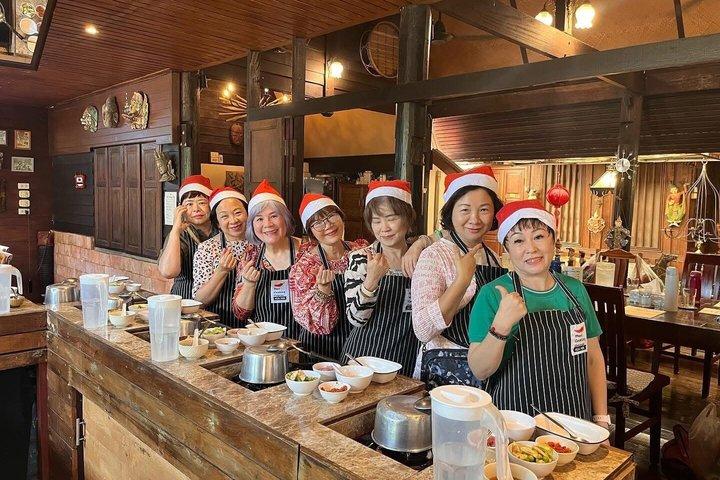 ホアヒンビギナーフレンドリータイ料理とローカルマーケット訪問