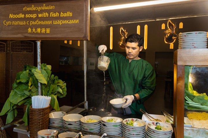 Siam Niramit Phuket: Den ultimative spektakulære nat show