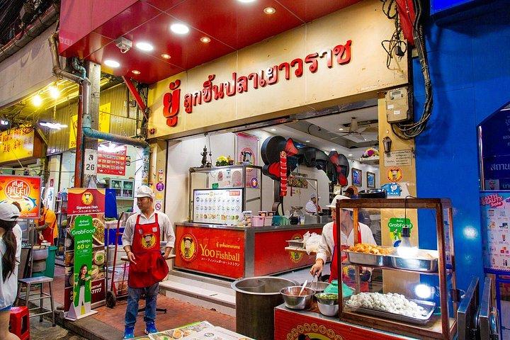 バンコクナイトバイクツアー花市場と中華街夕食付き