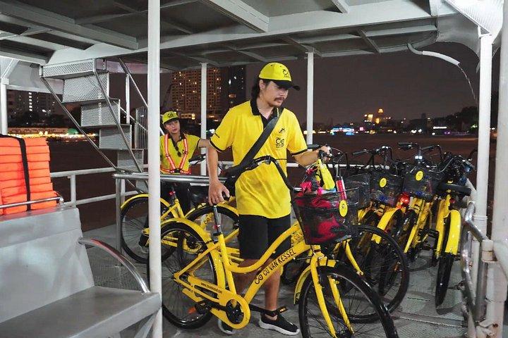 バンコクナイトバイクツアー花市場と中華街夕食付き