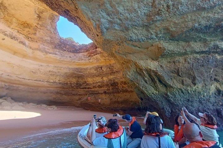 Paseo fotográfico Benagil Boat & Algar Seco Cliffside con traslado