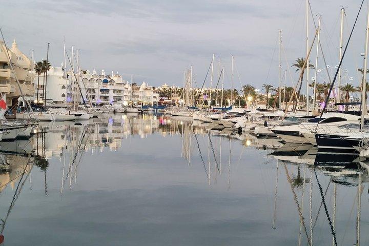 Puerto Marina Self Guided Scavenger Hunt and Walking Tour